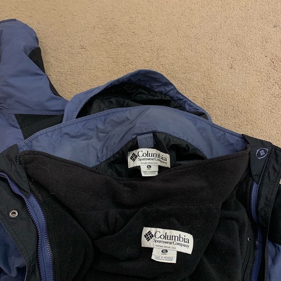 Vintage Women's Two-Piece Ski Jacket by Columbia - Picture 3 of 4